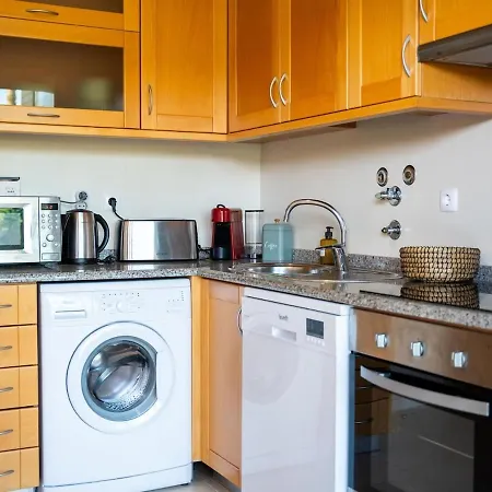 White House 47 By Ici *