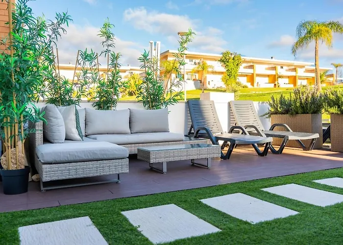 White House 47 By Ici Албуфейра